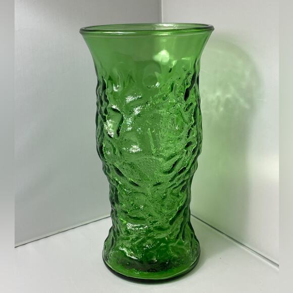 Vintage EO Brody Embossed Green Glass Vase, Super Retro! - Picture 1 of 7